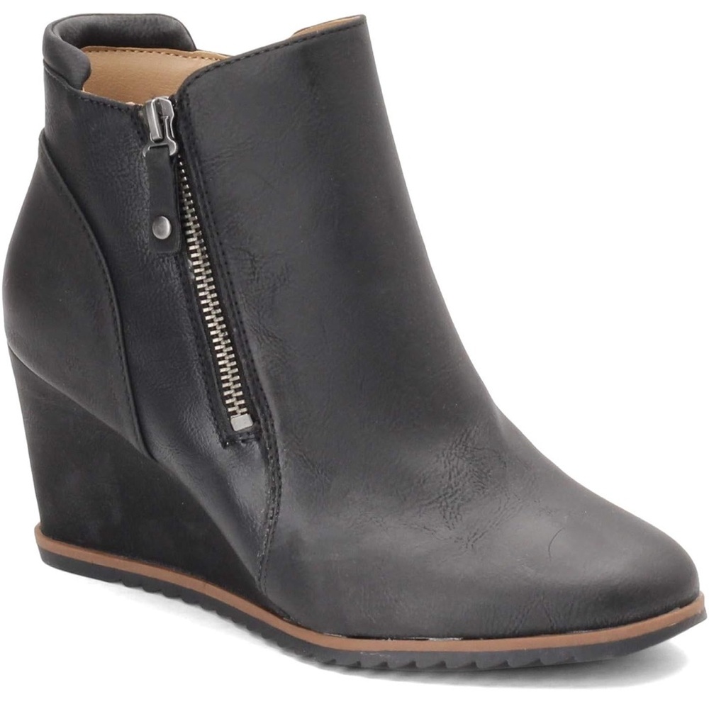 Black Wedge Naturalizer SOUL Ankle Booties, size 10